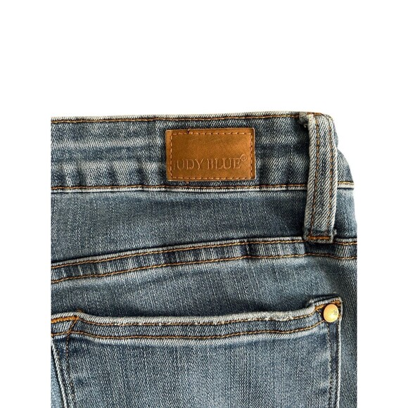 Judy Blue Women’s Denim Flare Medium Wash Blue Jeans Casual Y2K Look Size 13/31 - Picture 7 of 7